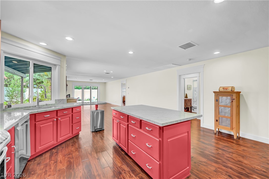 2494 Swan Lane Las Vegas NV 89121