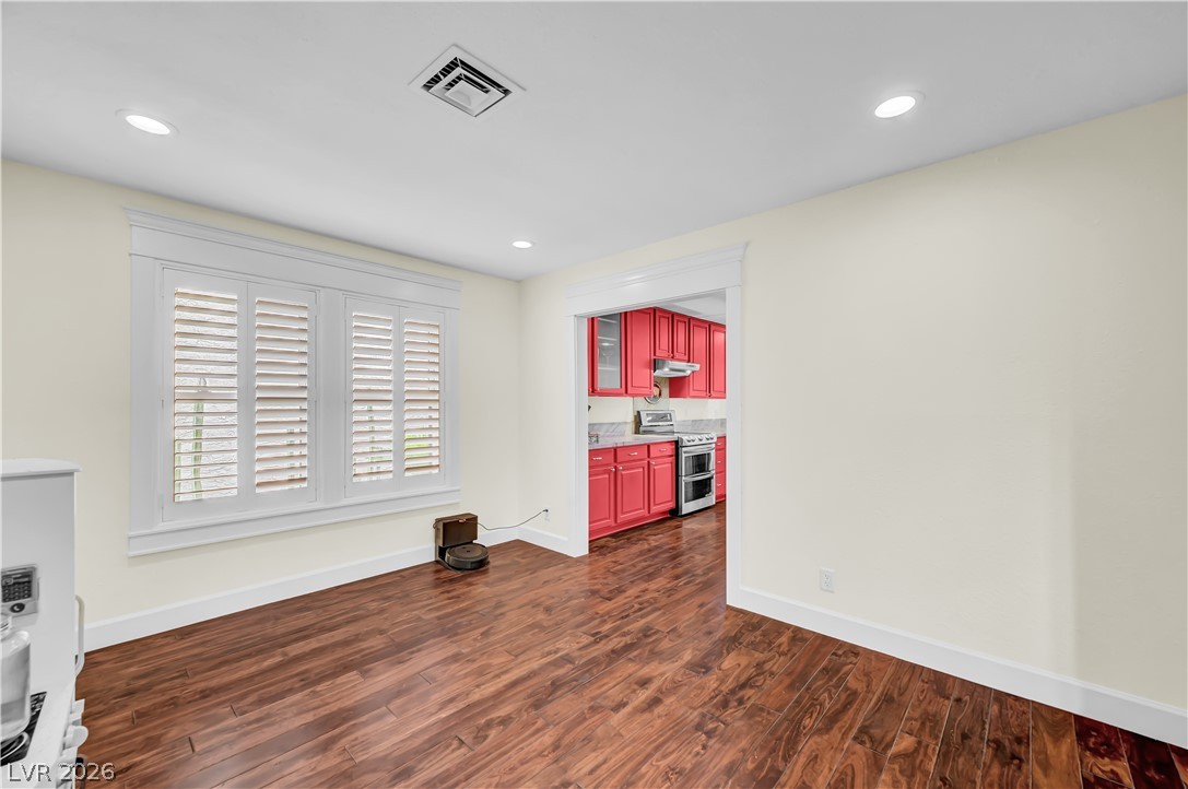 2494 Swan Lane Las Vegas NV 89121