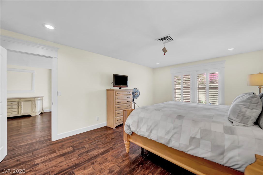 2494 Swan Lane Las Vegas NV 89121