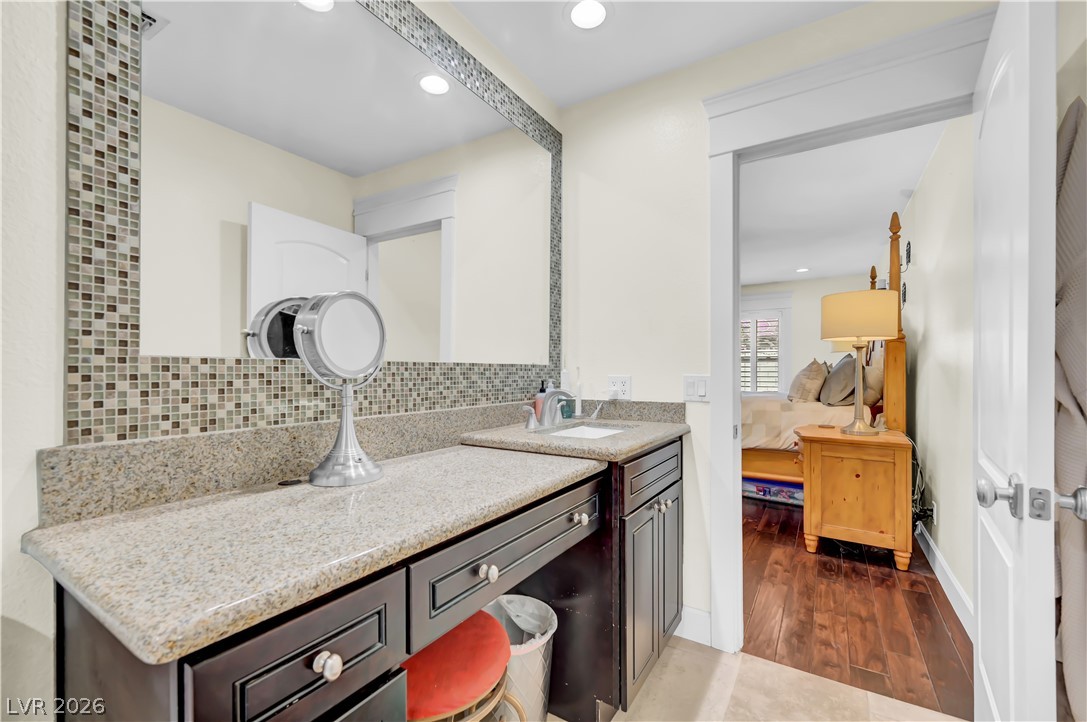 2494 Swan Lane Las Vegas NV 89121