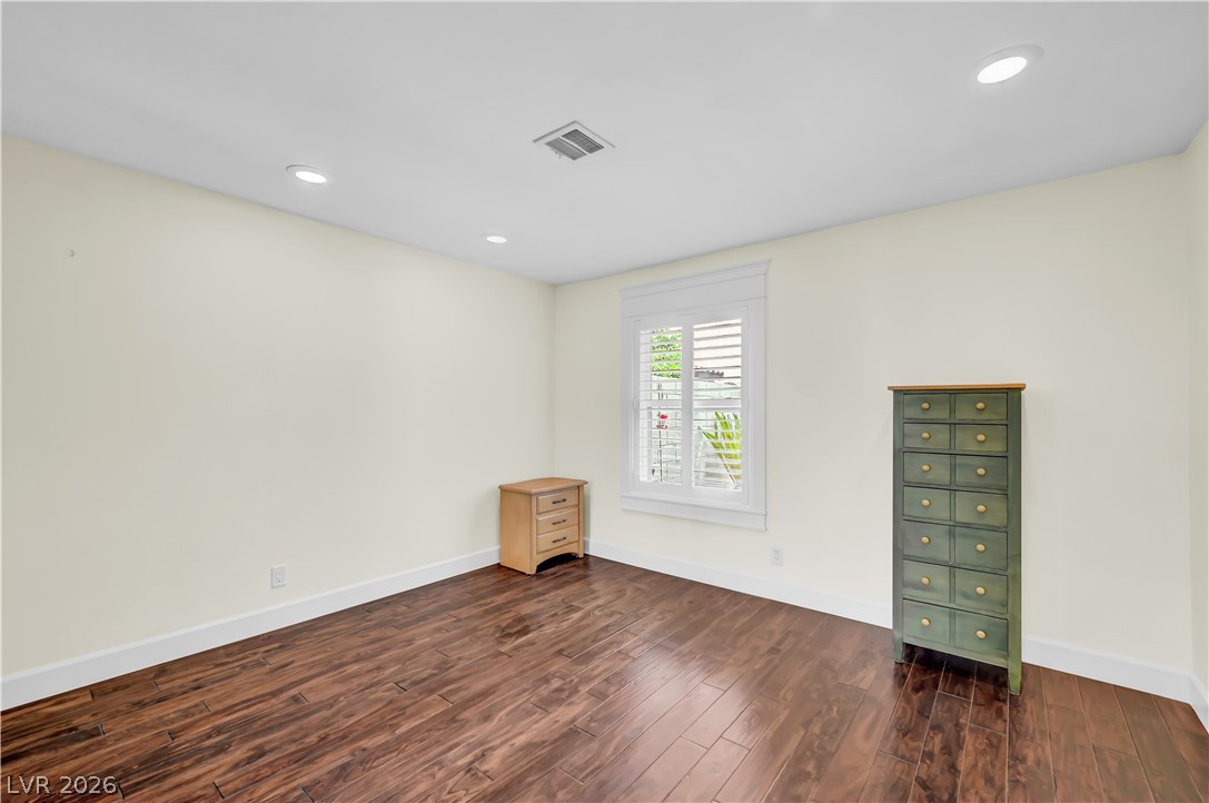 2494 Swan Lane Las Vegas NV 89121