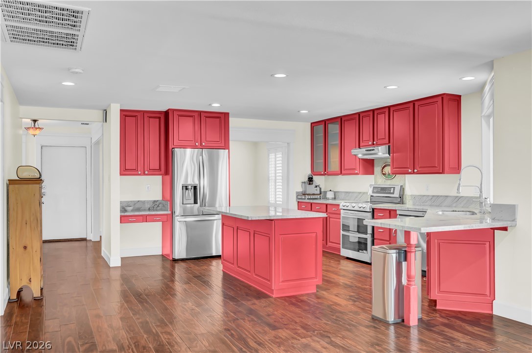 2494 Swan Lane Las Vegas NV 89121