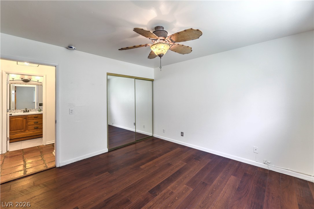 6604 Larchwood Lane Las Vegas NV 89103