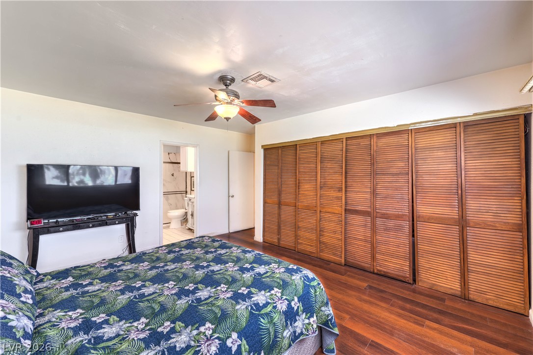 6604 Larchwood Lane Las Vegas NV 89103