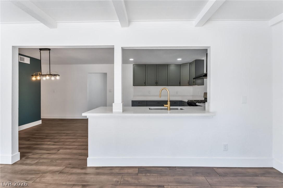 2740 Searles Avenue Las Vegas NV 89101