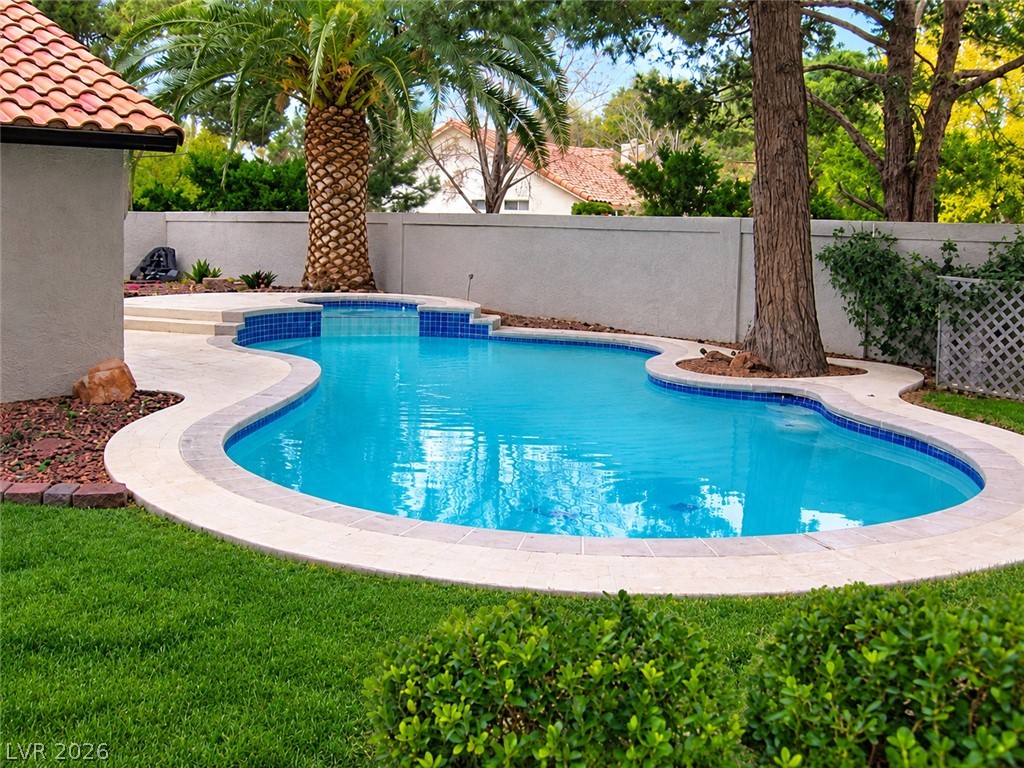 395 Placer Creek Lane Henderson NV 89014