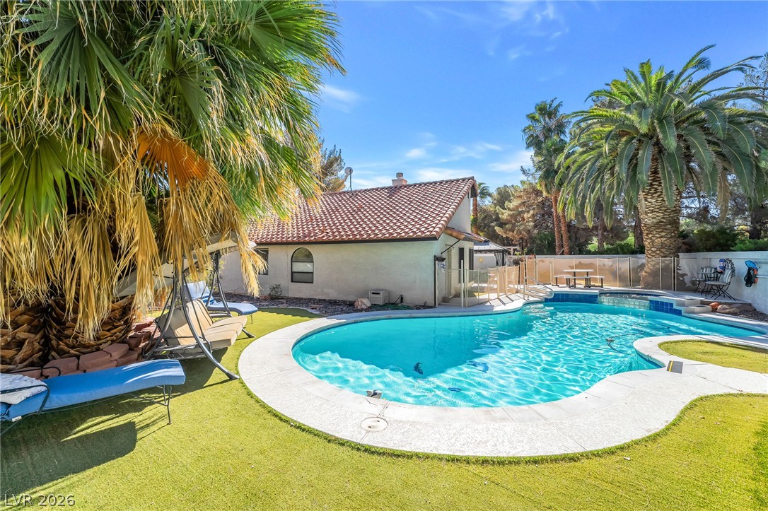 395 Placer Creek Lane Henderson NV 89014