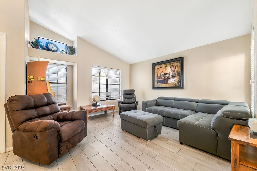 395 Placer Creek Lane Henderson NV 89014