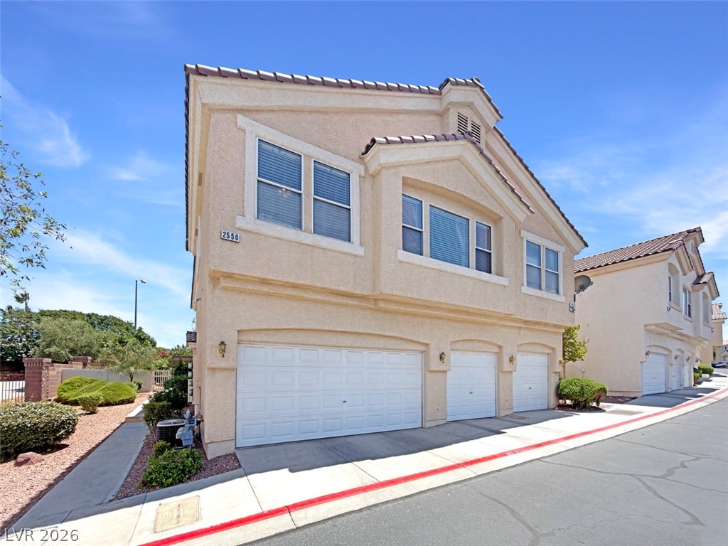 2554 Alias Smith Drive Henderson NV 89002