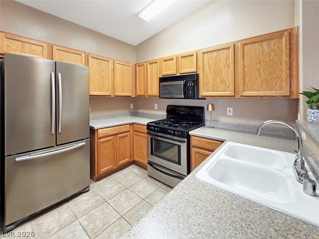2554 Alias Smith Drive Henderson NV 89002
