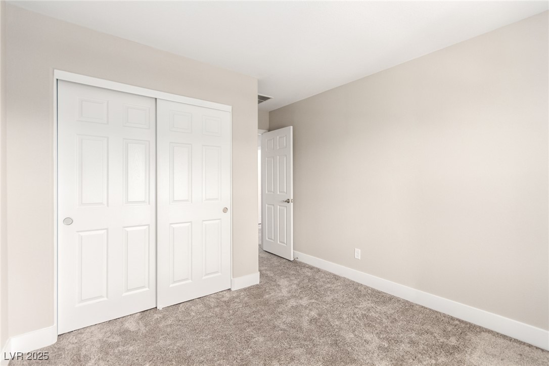 1049 Williamtown Avenue North Las Vegas NV 89084