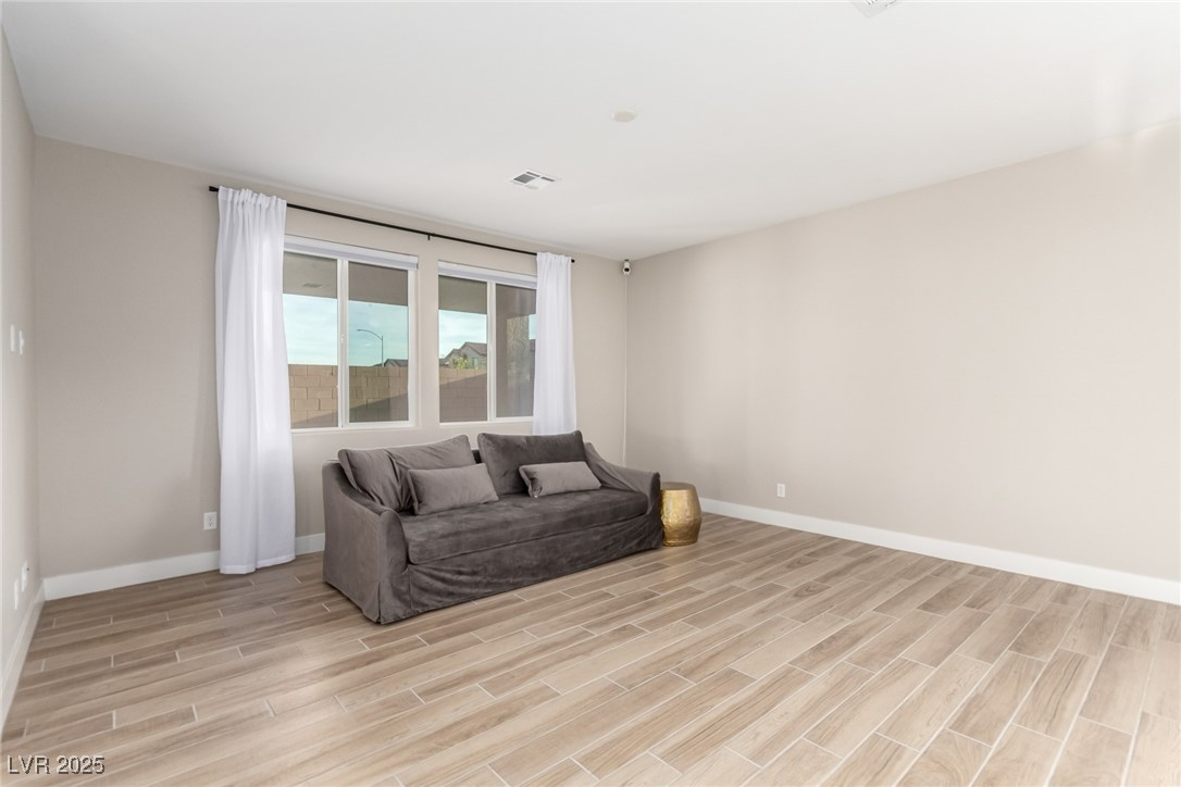 1049 Williamtown Avenue North Las Vegas NV 89084