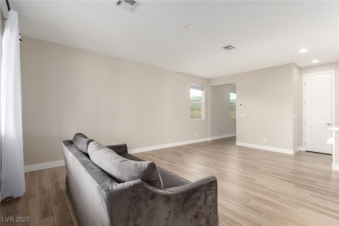 1049 Williamtown Avenue North Las Vegas NV 89084