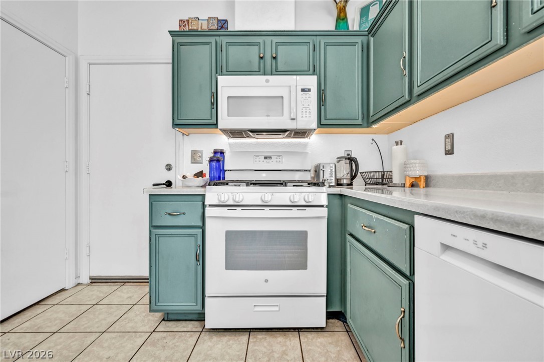 10052 Lemon Valley Avenue Las Vegas NV 89147