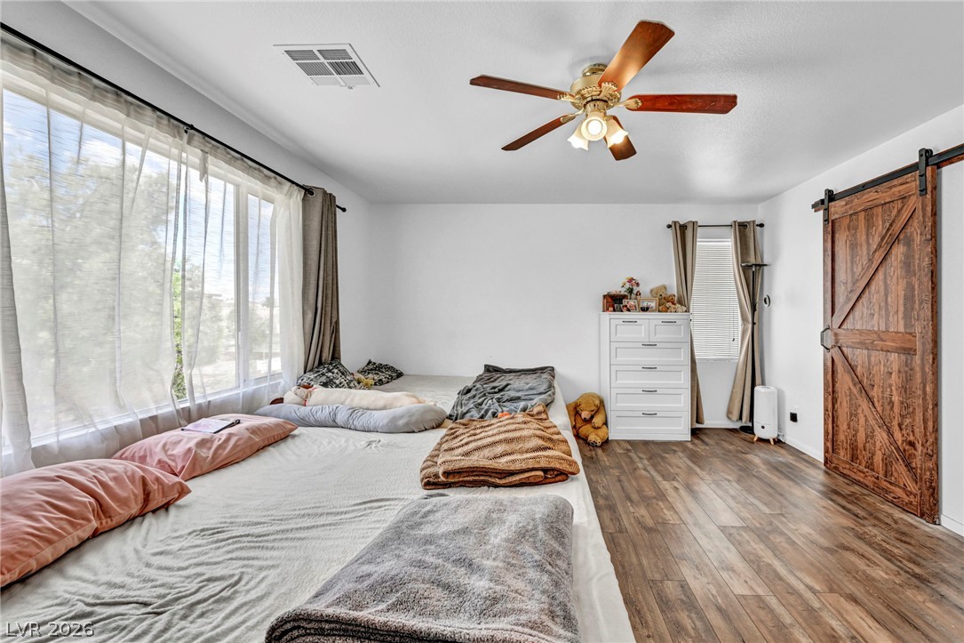 10052 Lemon Valley Avenue Las Vegas NV 89147