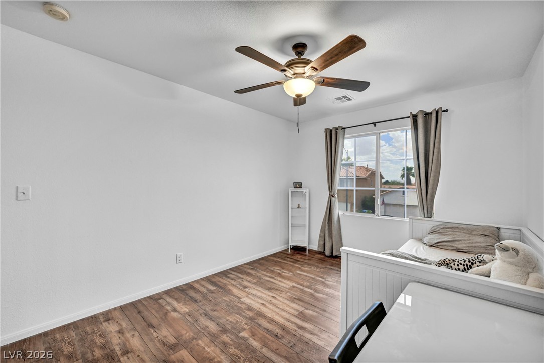 10052 Lemon Valley Avenue Las Vegas NV 89147
