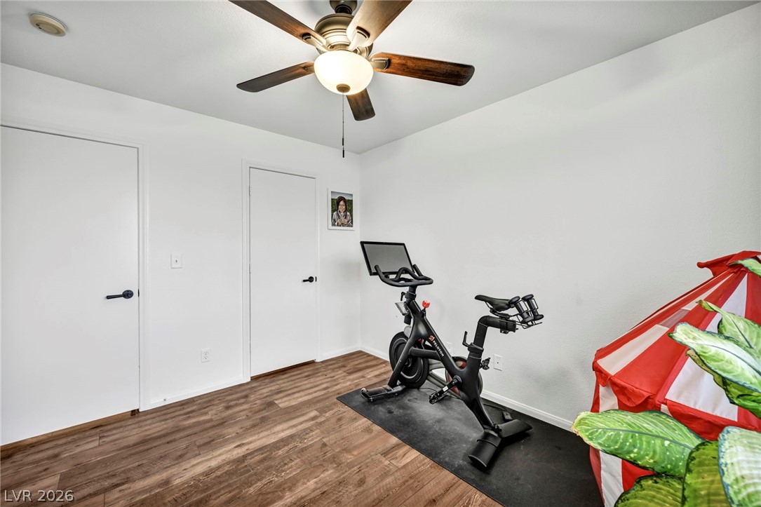 10052 Lemon Valley Avenue Las Vegas NV 89147