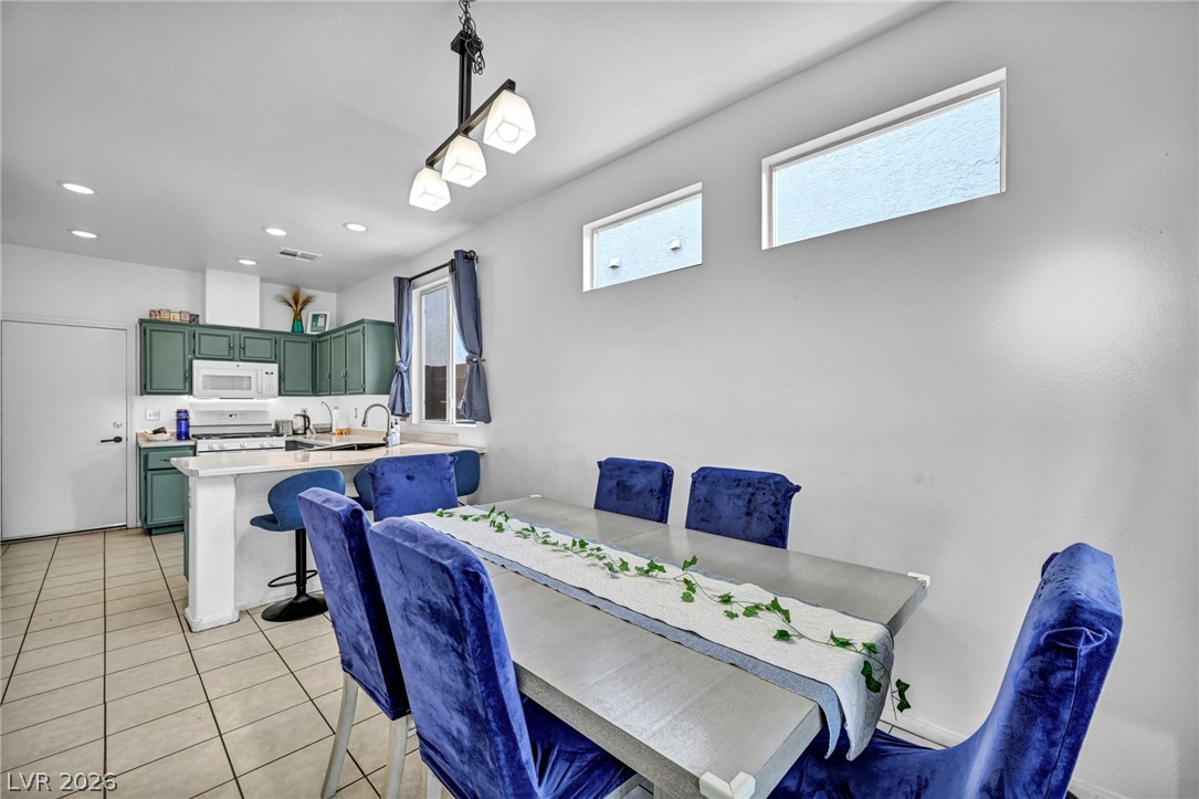 10052 Lemon Valley Avenue Las Vegas NV 89147