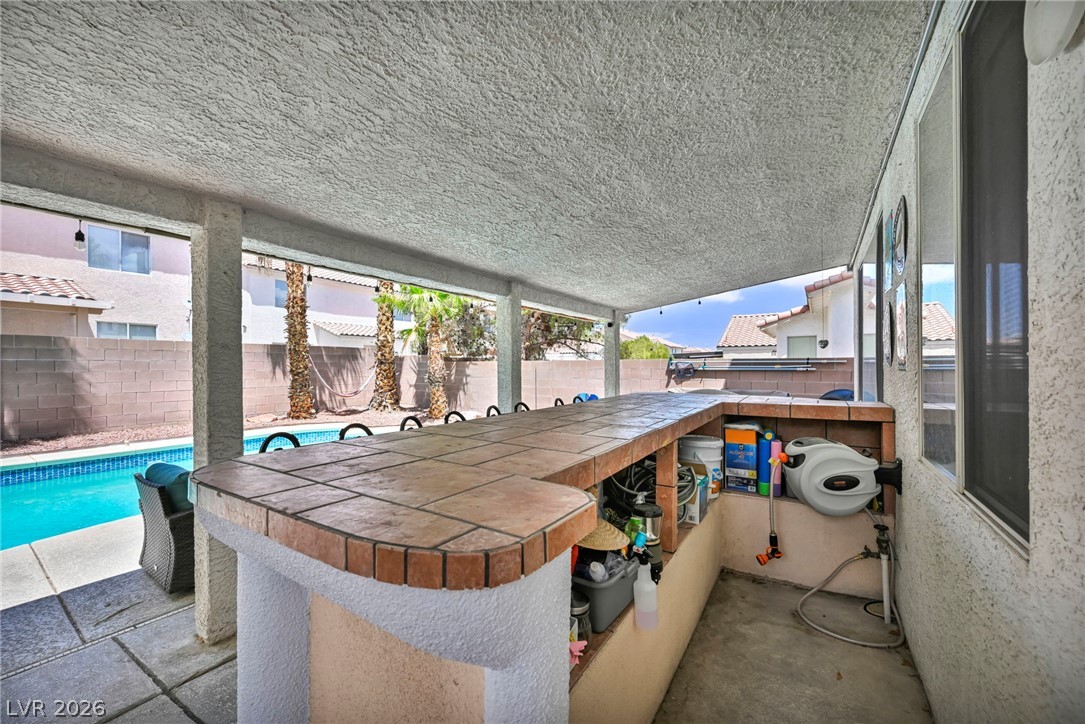 10052 Lemon Valley Avenue Las Vegas NV 89147