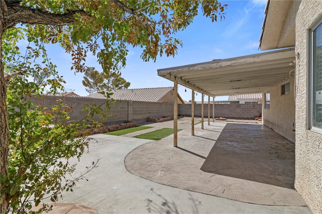 5438 Iberville Street North Las Vegas NV 89031