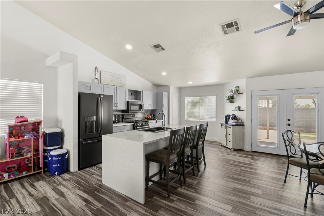 5438 Iberville Street North Las Vegas NV 89031