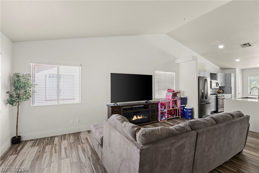 5438 Iberville Street North Las Vegas NV 89031