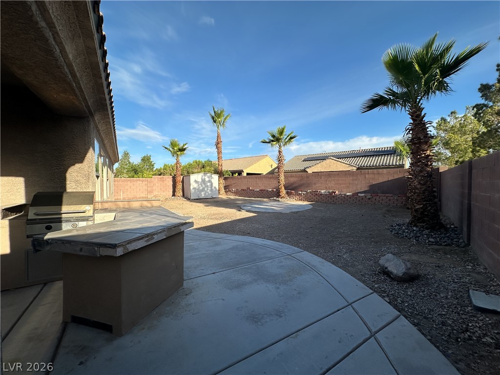 5728 Flying Birdie Avenue Las Vegas NV 89122
