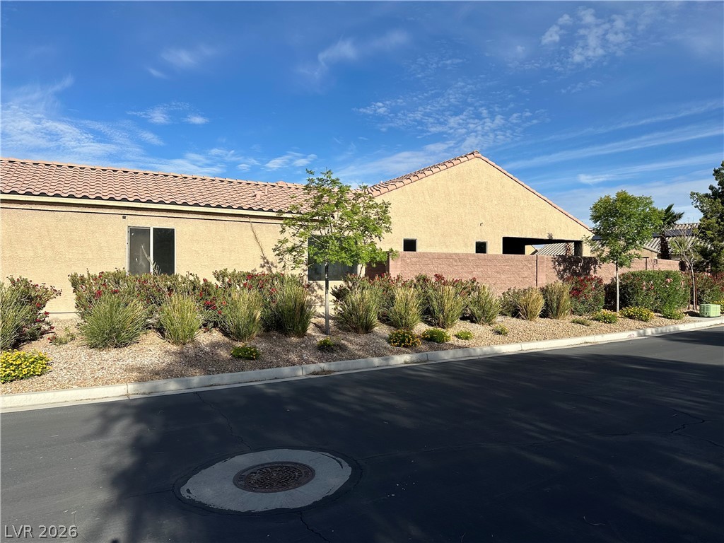 5728 Flying Birdie Avenue Las Vegas NV 89122