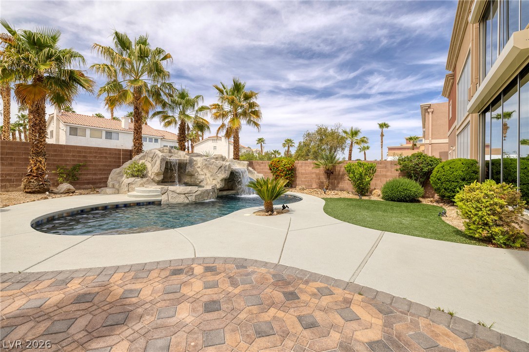 5651 Deer Creek Falls Court Las Vegas NV 89118
