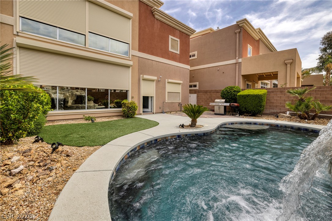 5651 Deer Creek Falls Court Las Vegas NV 89118