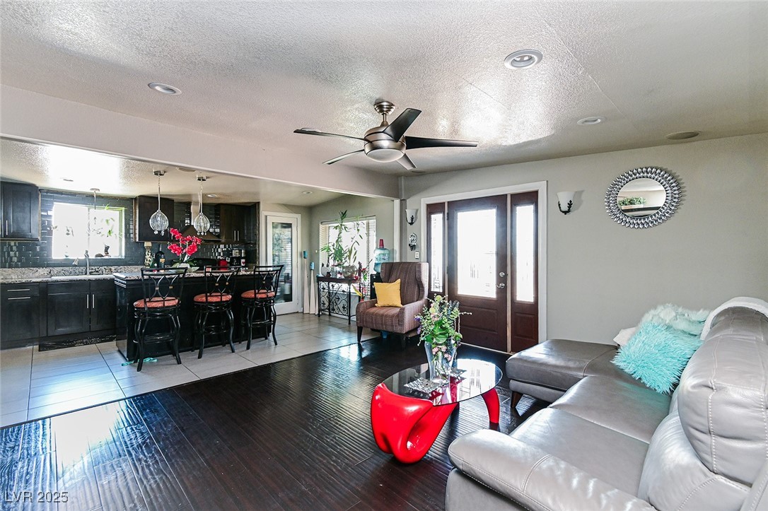 2824 El Toreador Street Las Vegas NV 89169