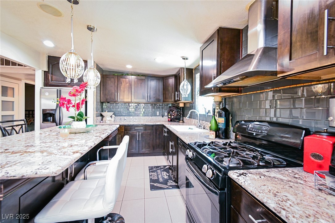 2824 El Toreador Street Las Vegas NV 89169