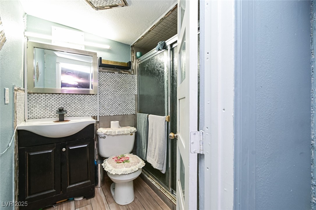 2824 El Toreador Street Las Vegas NV 89169