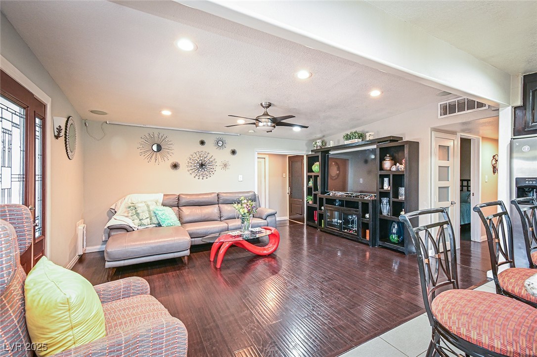 2824 El Toreador Street Las Vegas NV 89169
