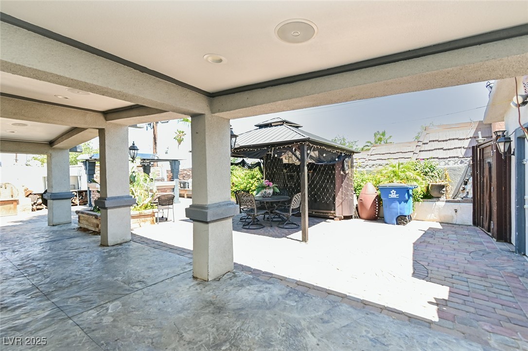 2824 El Toreador Street Las Vegas NV 89169
