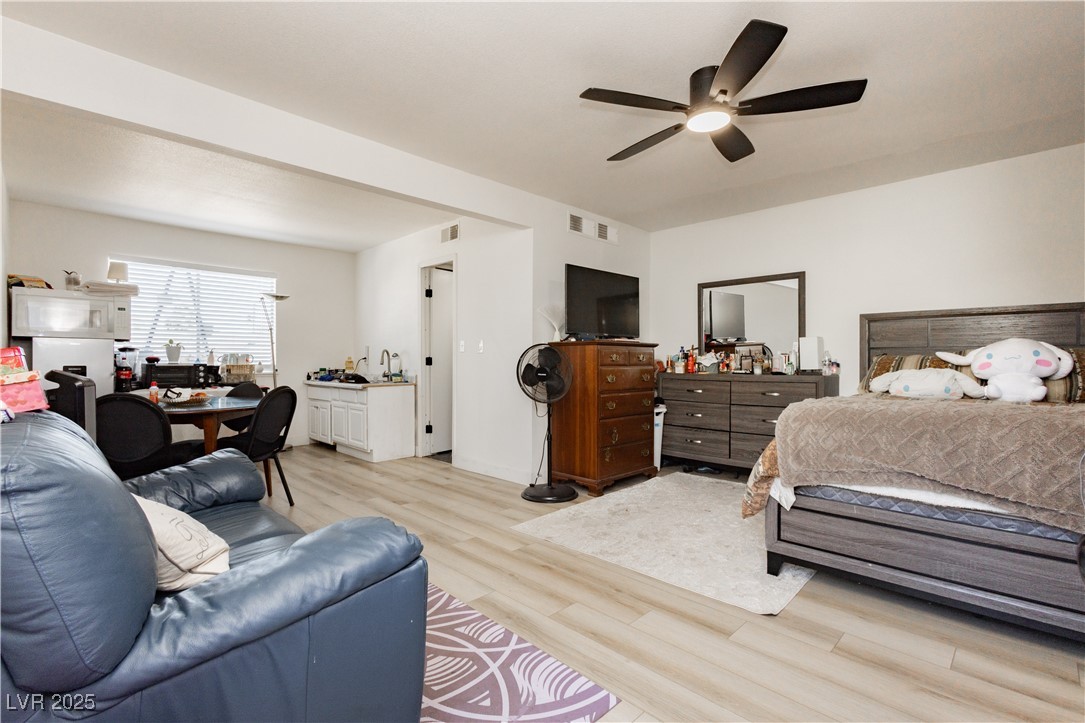 705 N Torrey Pines Las Vegas NV 89107