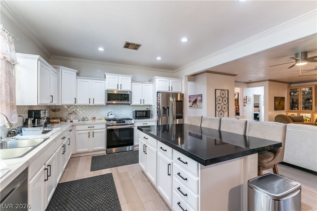 4064 Russian Rider Drive Las Vegas NV 89122