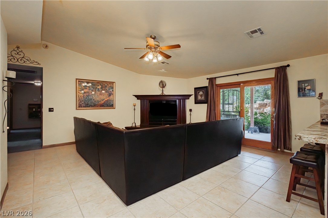 5525 North Tee Pee Lane Las Vegas NV 89149