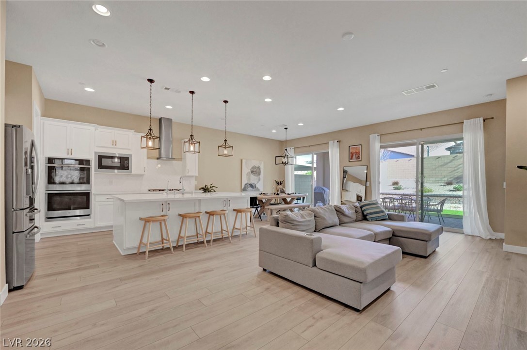 552 Comodo Street Henderson NV 89011