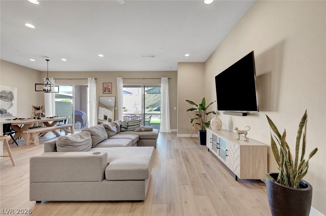 552 Comodo Street Henderson NV 89011
