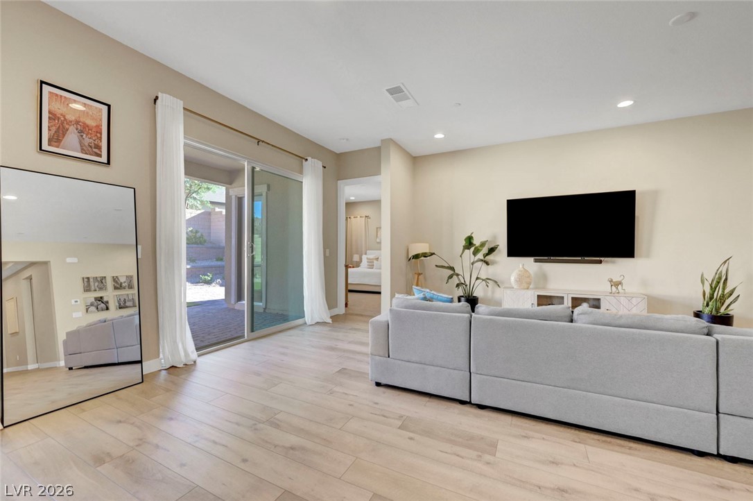 552 Comodo Street Henderson NV 89011