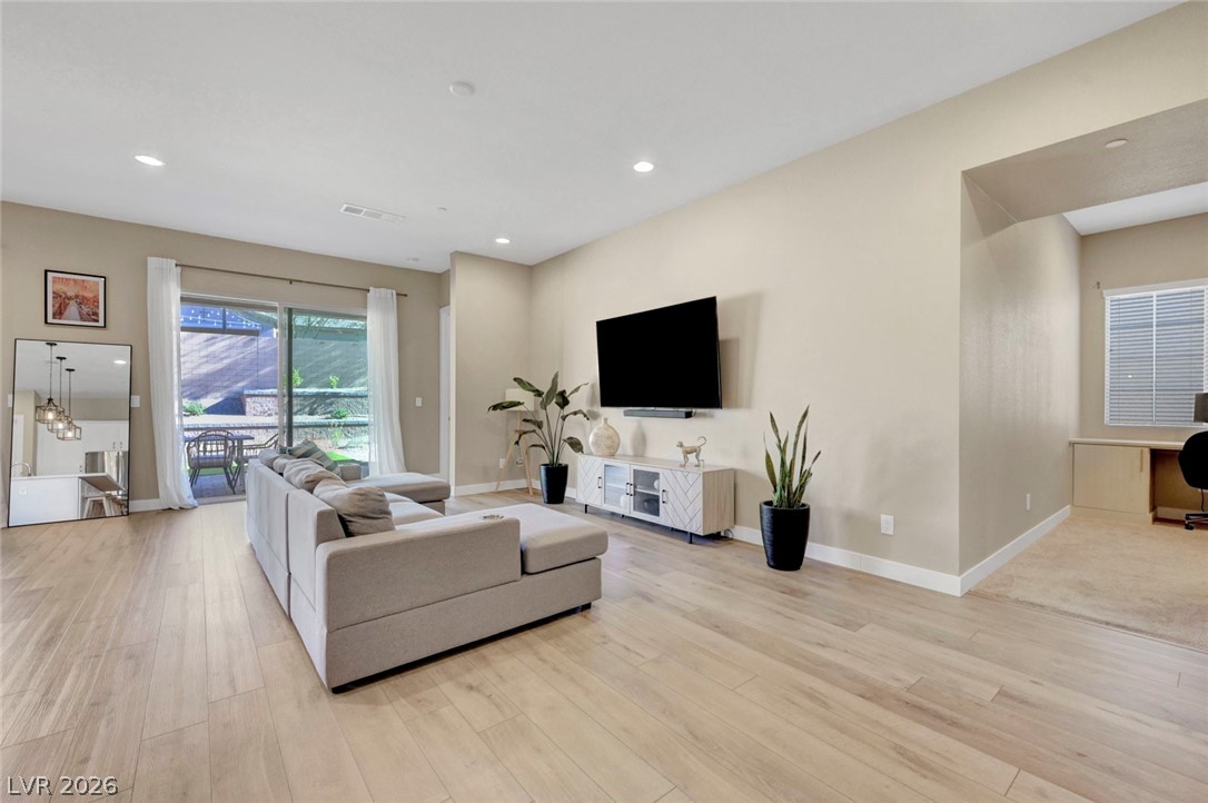 552 Comodo Street Henderson NV 89011