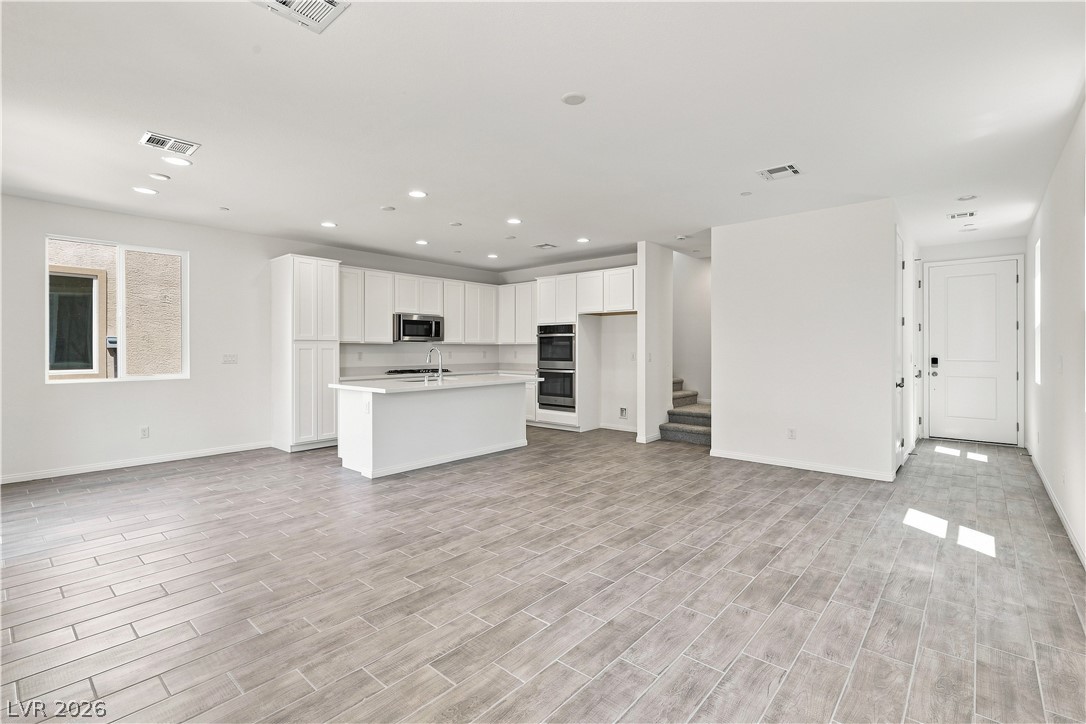 5187 Dustin Keller Avenue Las Vegas NV 89139
