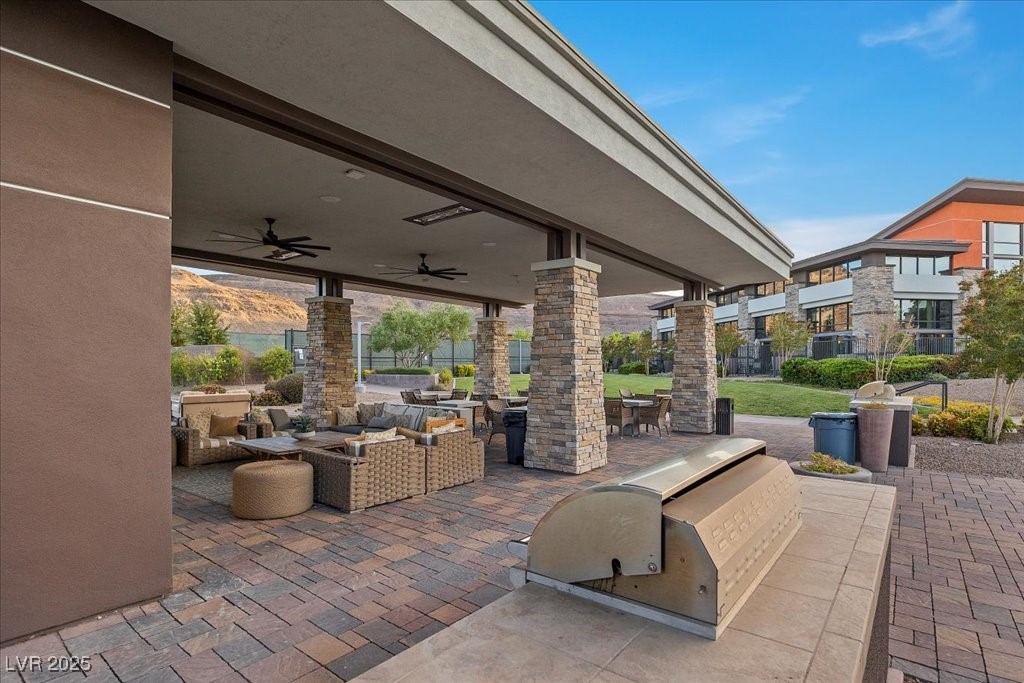 6722 Desert Crimson Street Las Vegas NV 89148