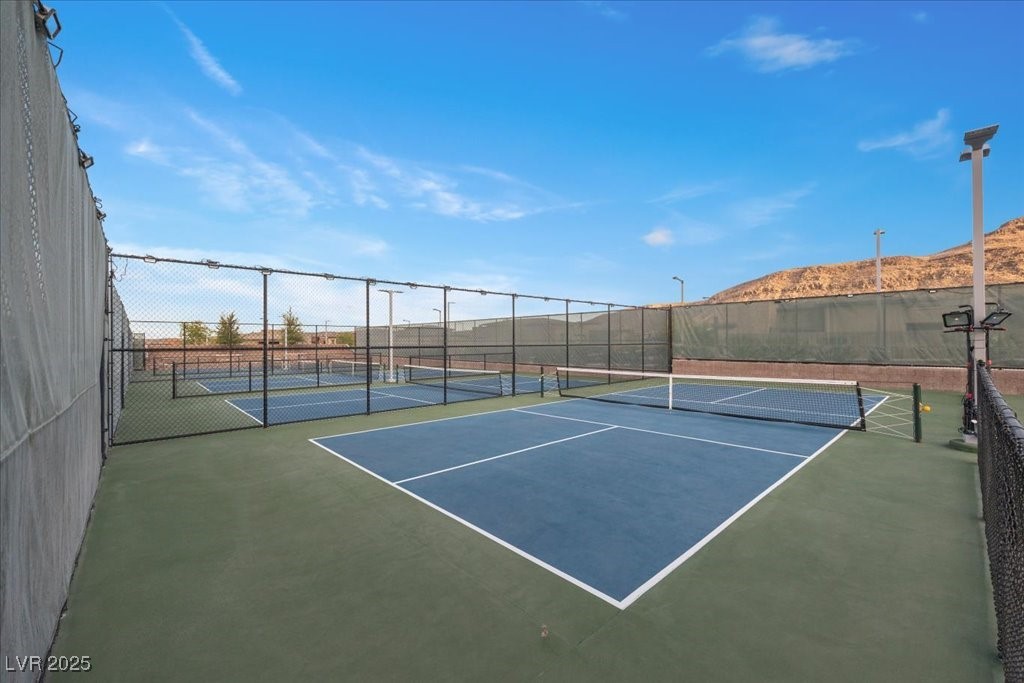 6722 Desert Crimson Street Las Vegas NV 89148