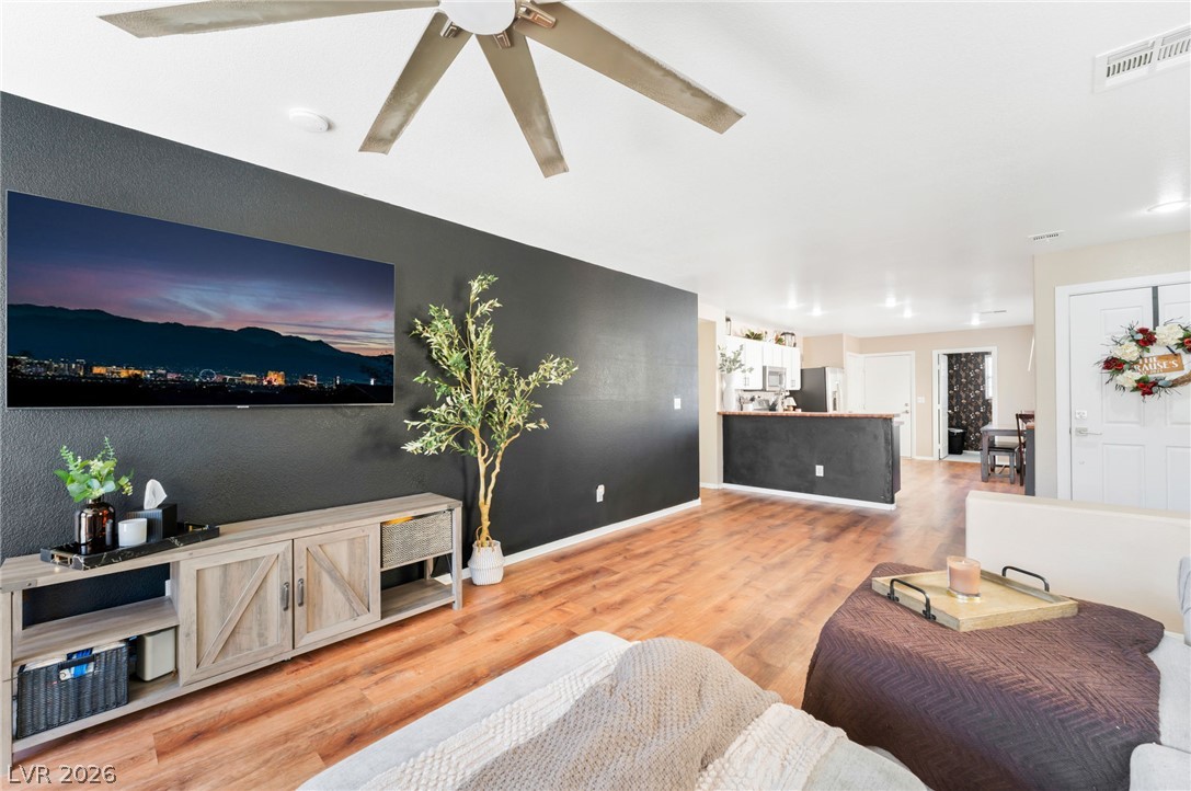 7804 Nesting Pine Place Las Vegas NV 89143