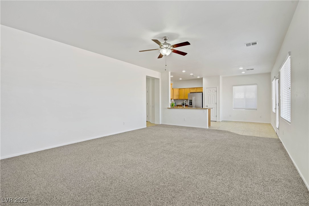 6933 Diver Avenue North Las Vegas NV 89084