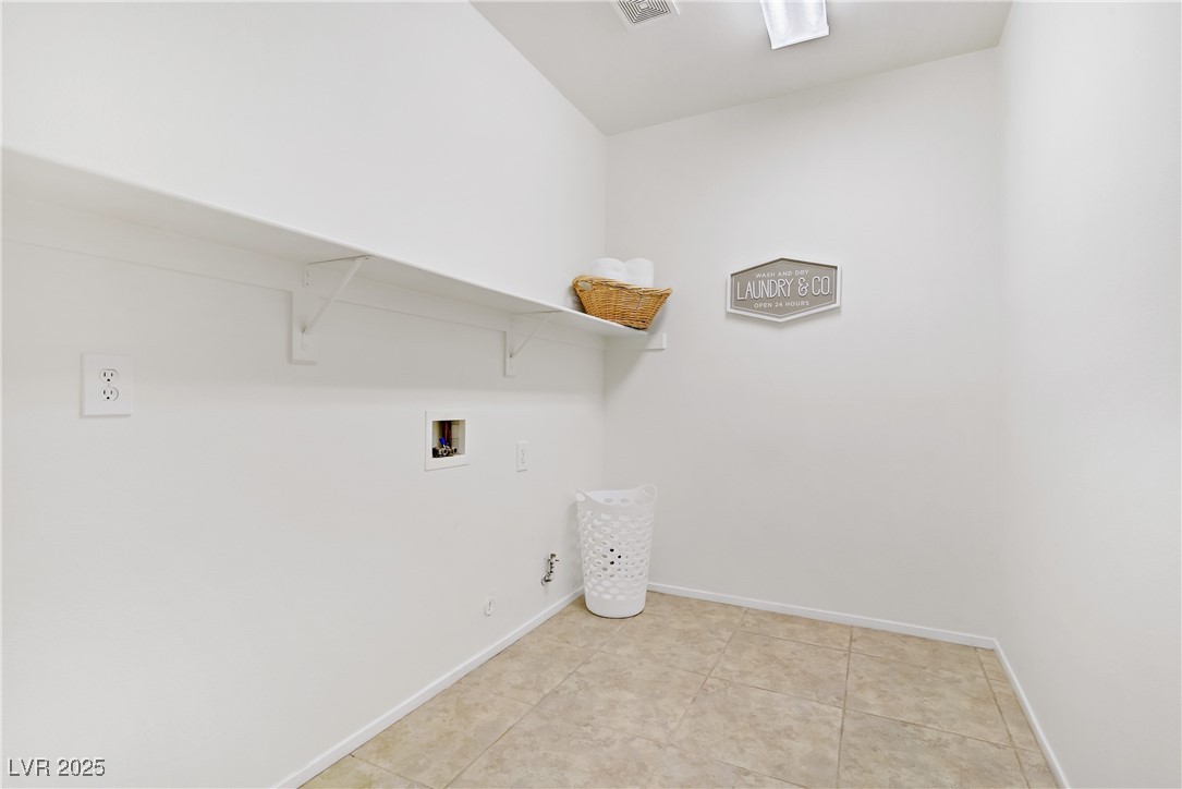 6933 Diver Avenue North Las Vegas NV 89084