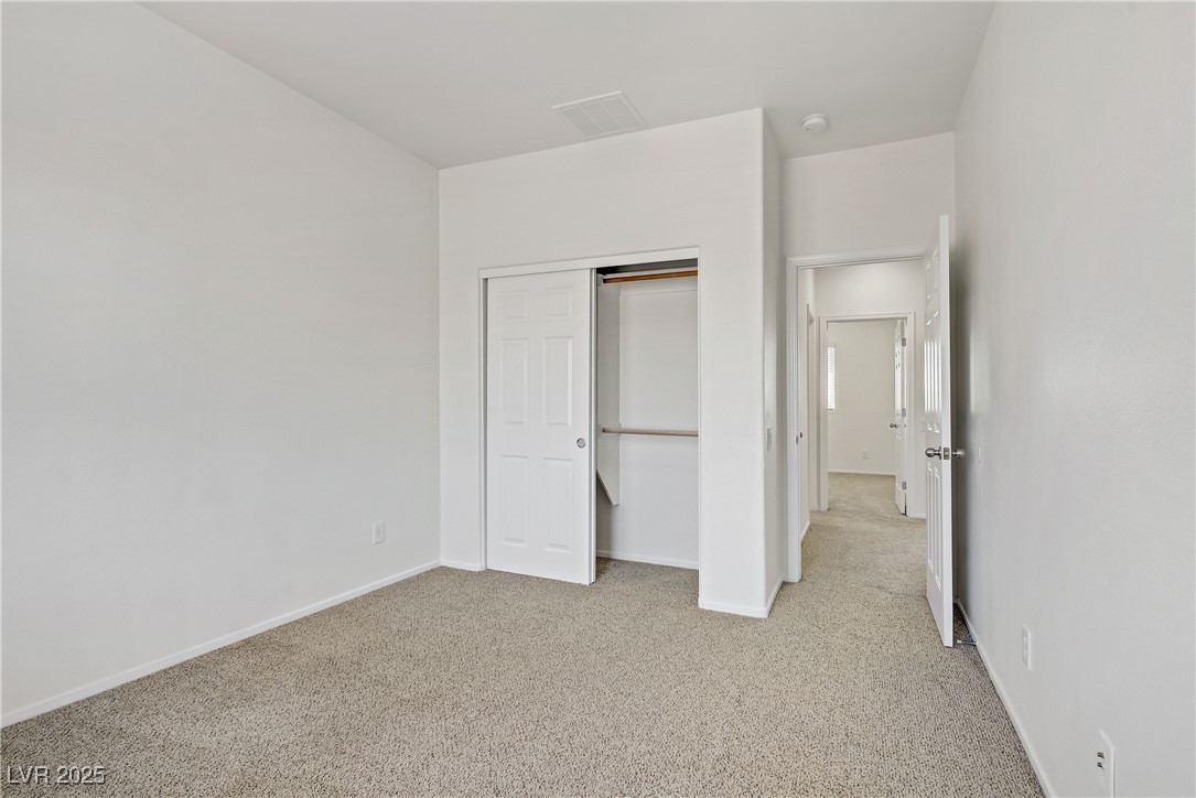 6933 Diver Avenue North Las Vegas NV 89084