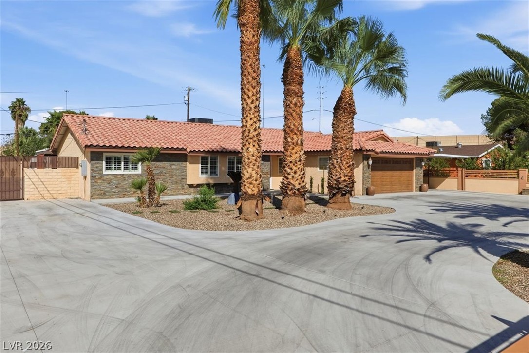3936 Jewel Avenue Las Vegas NV 89121